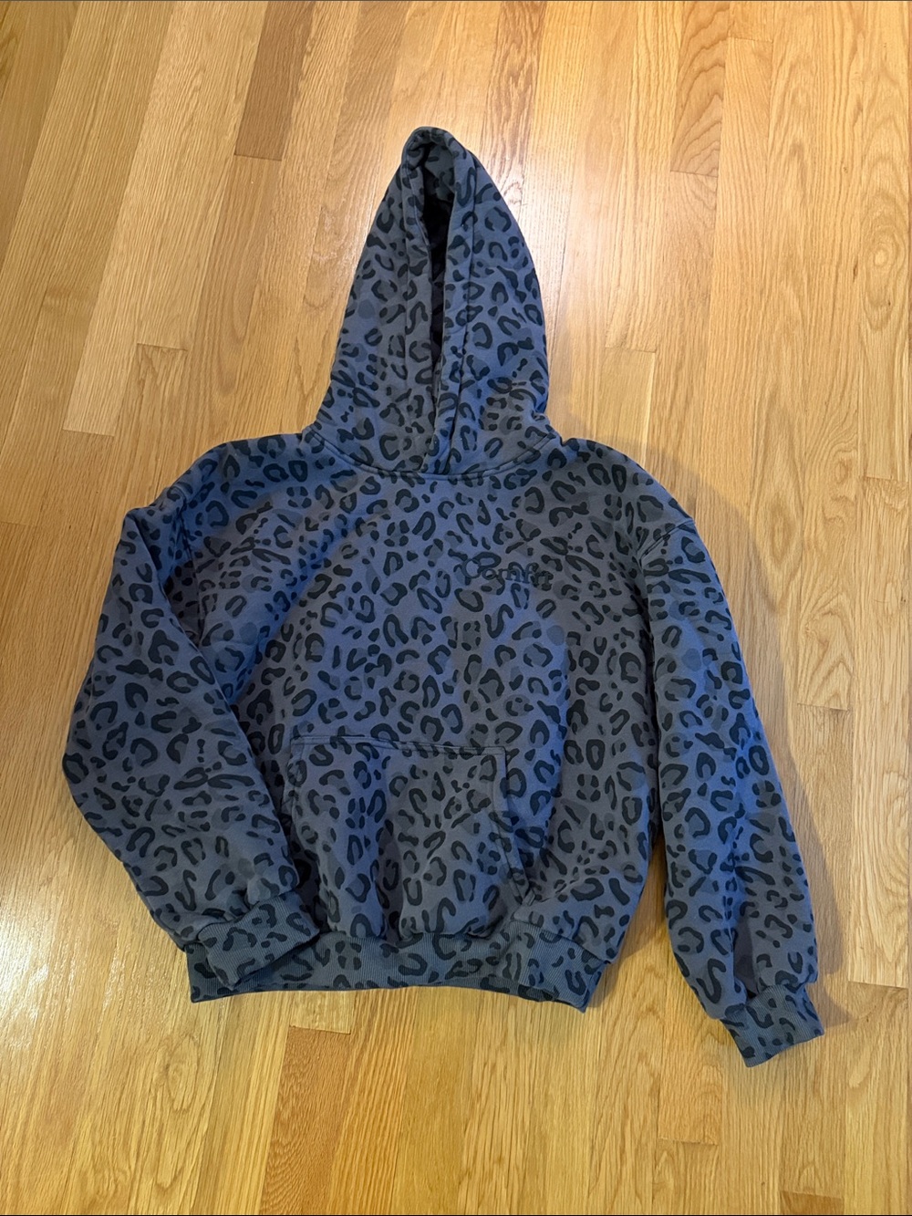 Kids Leopard Print Hooded Sweatshirt - Gray woman’s xs